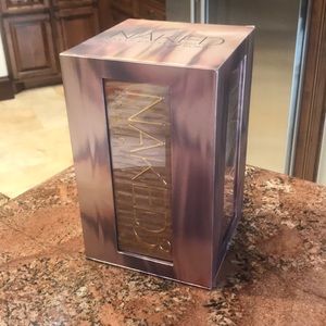 Urban Decay NAKED 4 Some